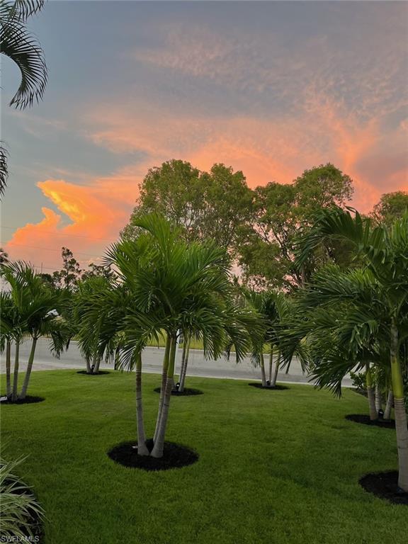 BROOKSIDE - Residential