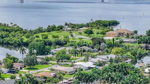 A home in NORTH FORT MYERS