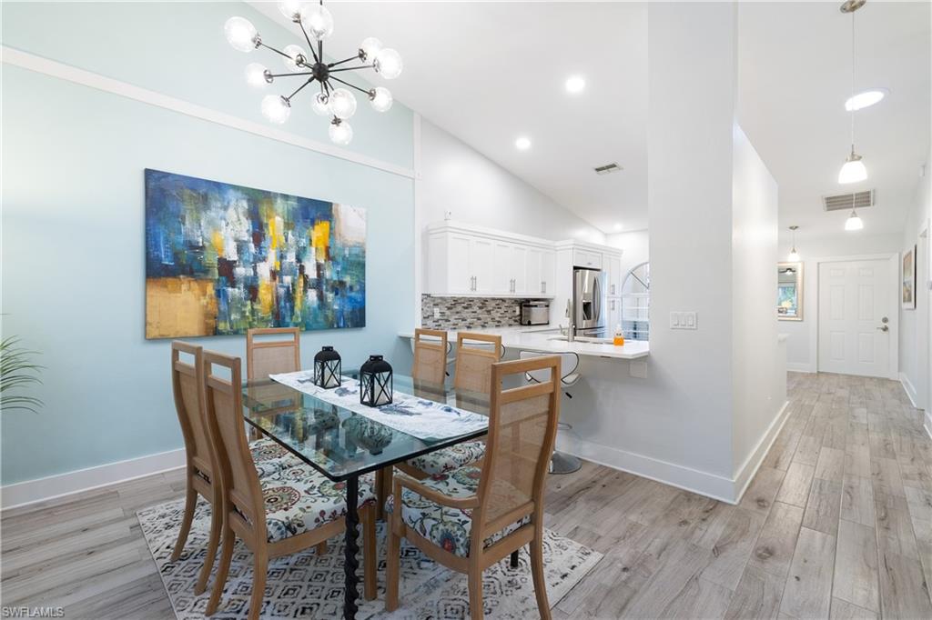 WIGGINS BAY VILLAS - Residential