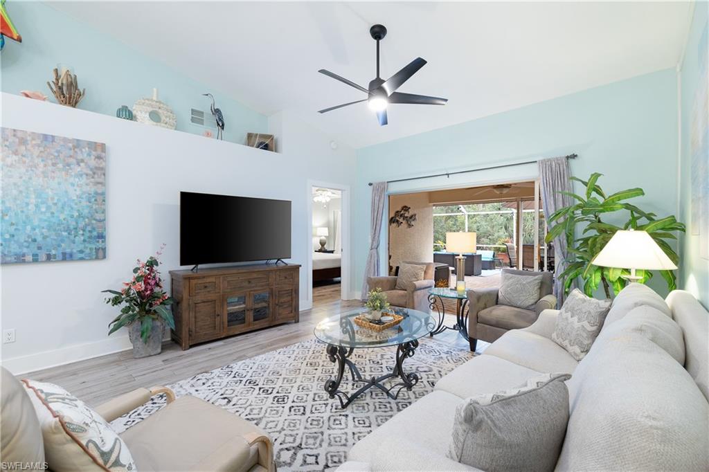 WIGGINS BAY VILLAS - Residential