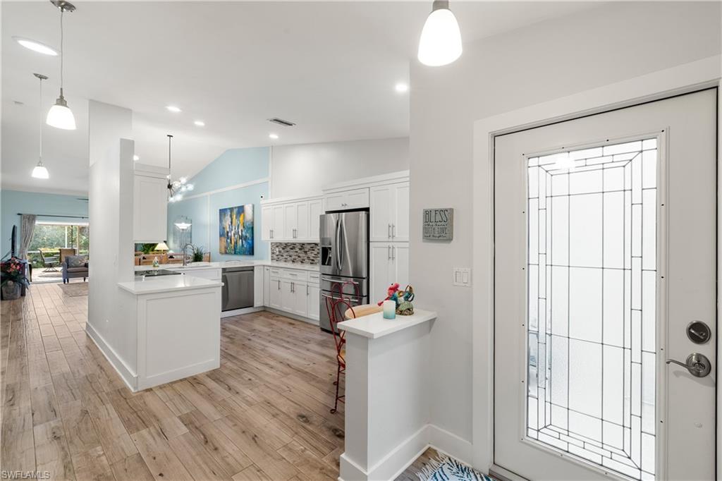 WIGGINS BAY VILLAS - Residential