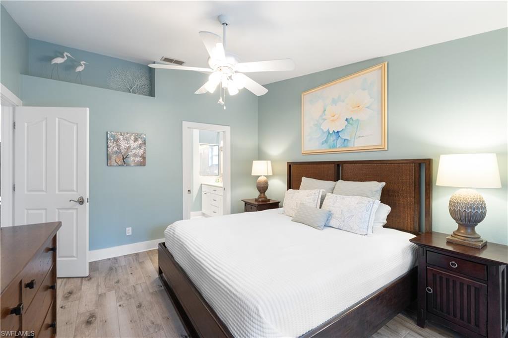 WIGGINS BAY VILLAS - Residential