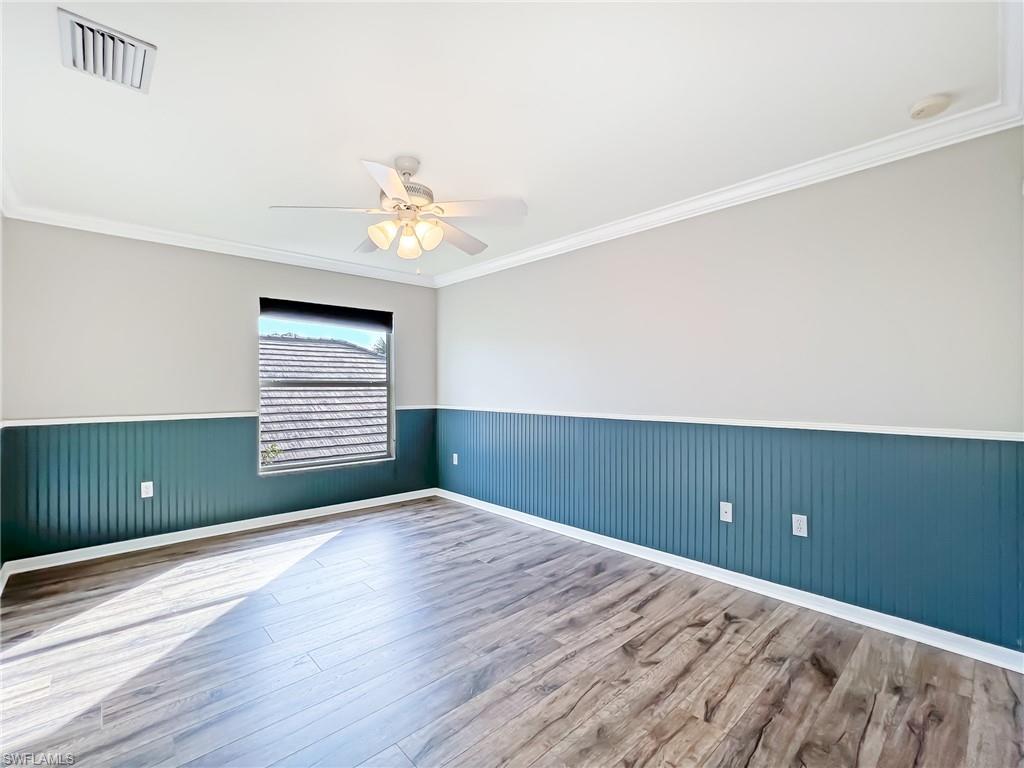 HAMPTON LAKES - Residential