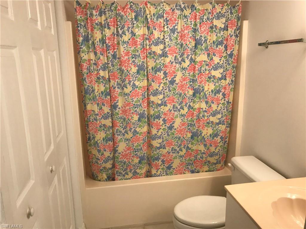 VILLAGES ON LAKE AUGUSTA - Residential