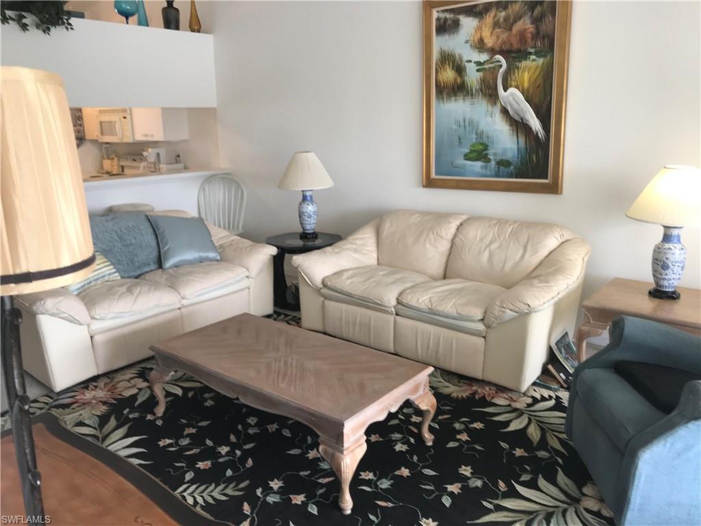 VILLAGES ON LAKE AUGUSTA - Residential