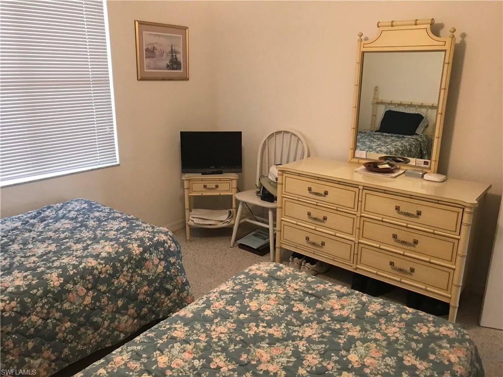 VILLAGES ON LAKE AUGUSTA - Residential