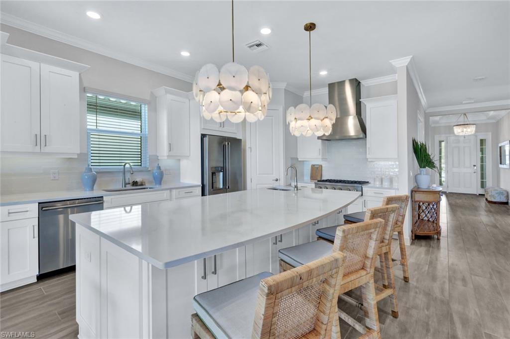 ESPLANADE LAKE CLUB - Residential