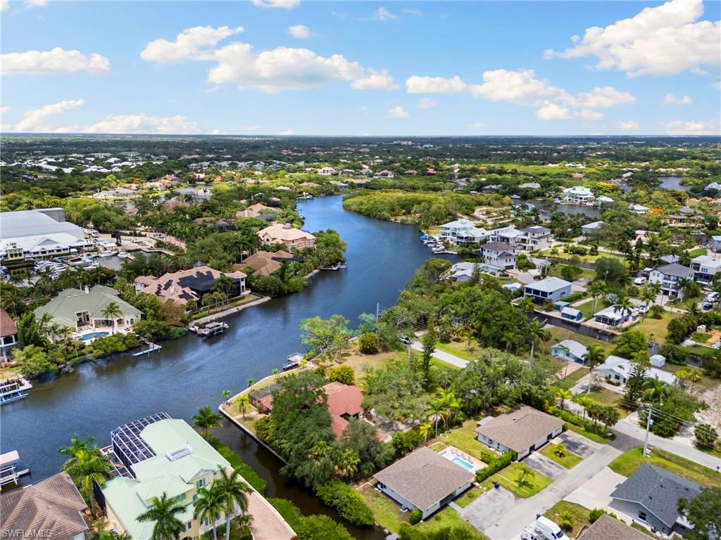 IMPERIAL SHORES - Residential