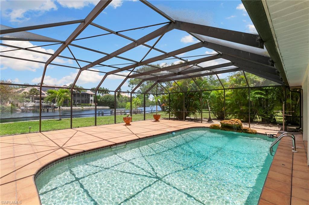IMPERIAL SHORES - Residential