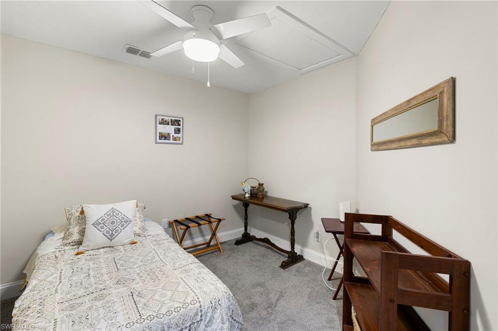 IMPERIAL SHORES - Residential