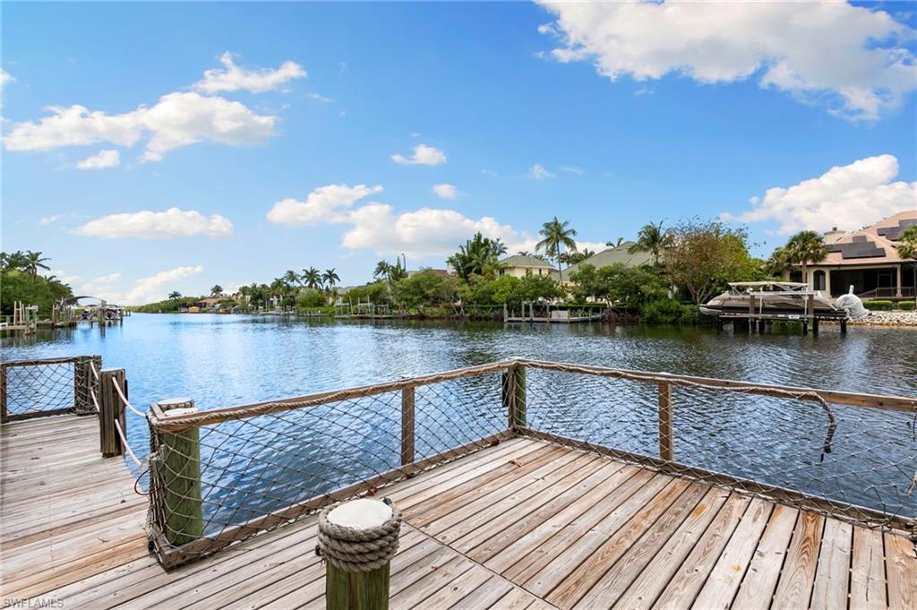 IMPERIAL SHORES - Residential