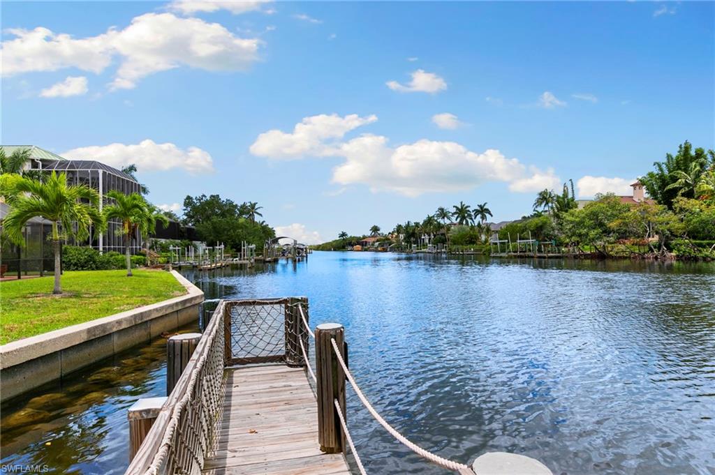 IMPERIAL SHORES - Residential