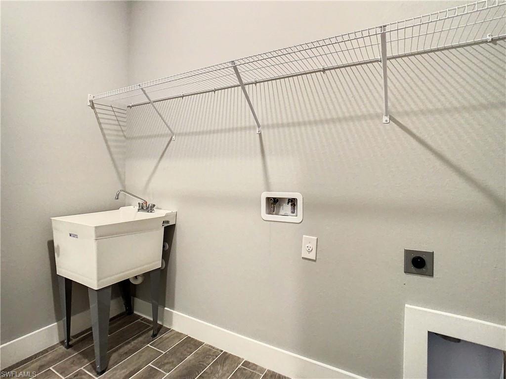 PORT CHARLOTTE - Residential