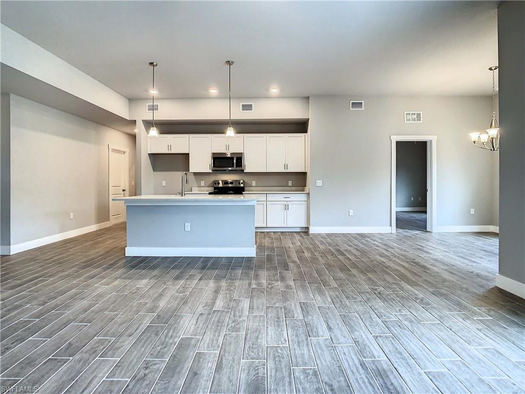 PORT CHARLOTTE - Residential