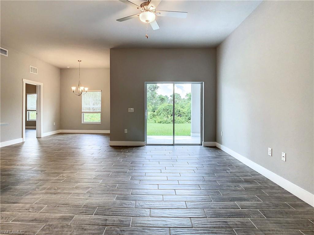 PORT CHARLOTTE - Residential