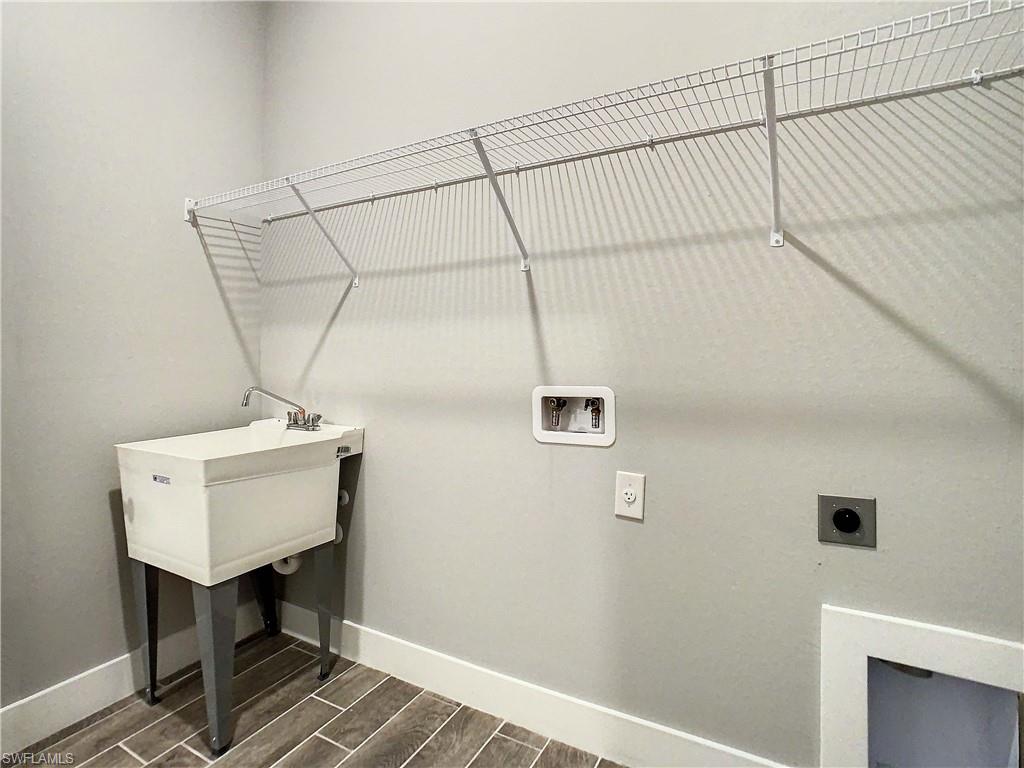 PORT CHARLOTTE - Residential