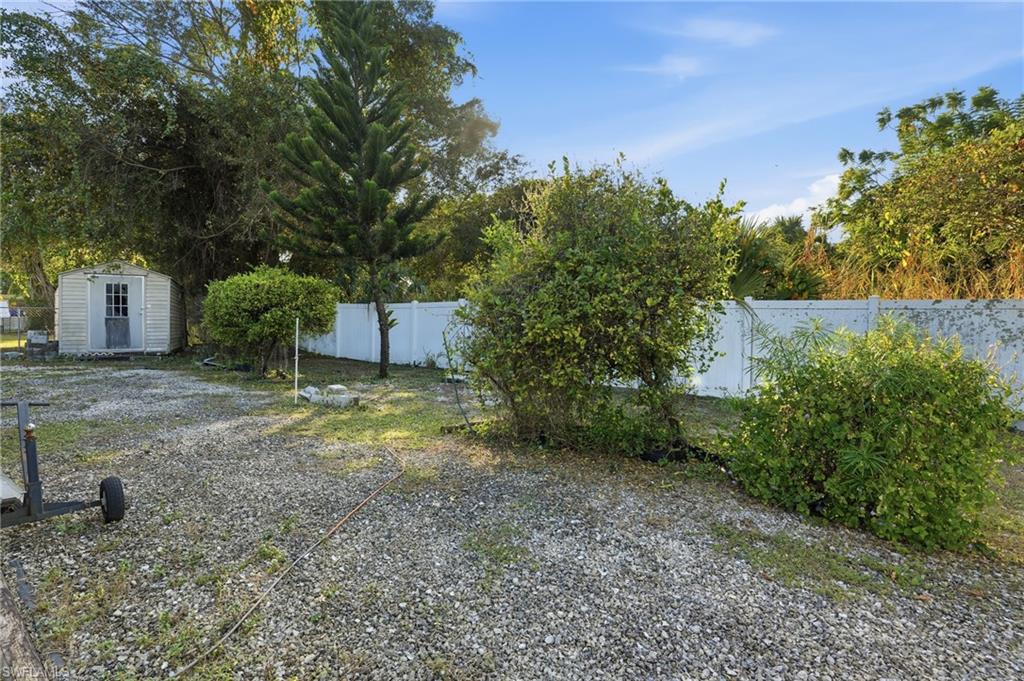 MORSE SHORES - Residential