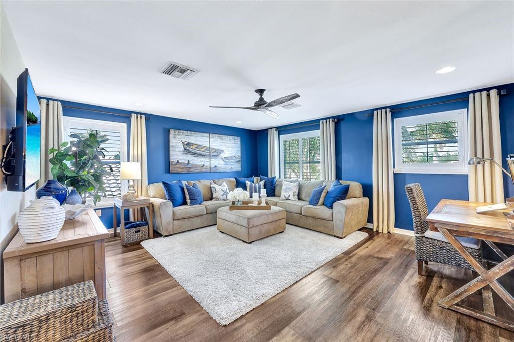 REFLECTION LAKES OF NAPLES - Residential