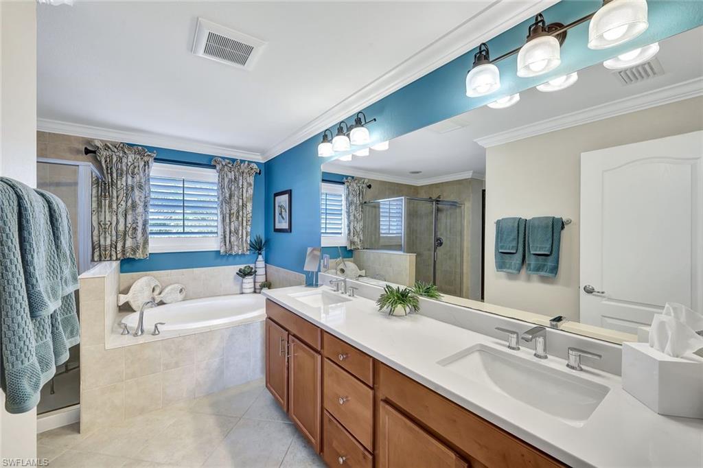 REFLECTION LAKES OF NAPLES - Residential