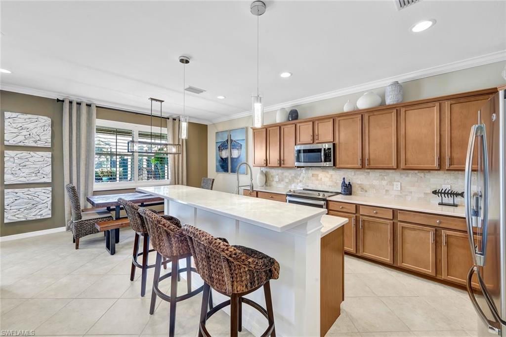 REFLECTION LAKES OF NAPLES - Residential