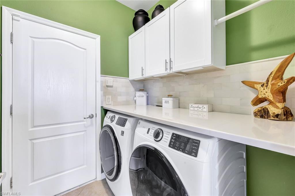 REFLECTION LAKES OF NAPLES - Residential