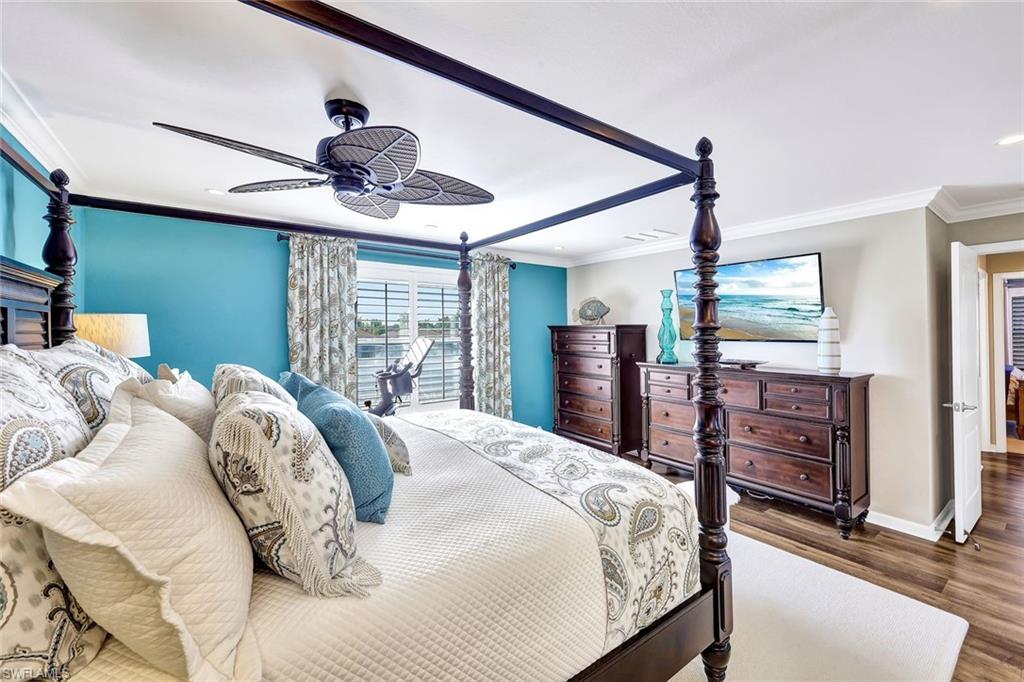 REFLECTION LAKES OF NAPLES - Residential