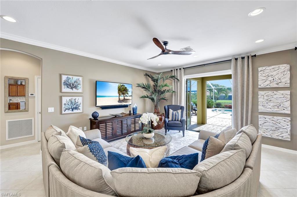 REFLECTION LAKES OF NAPLES - Residential