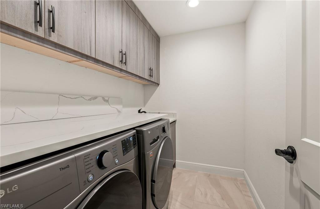 KINGS LAKE - Residential Lease