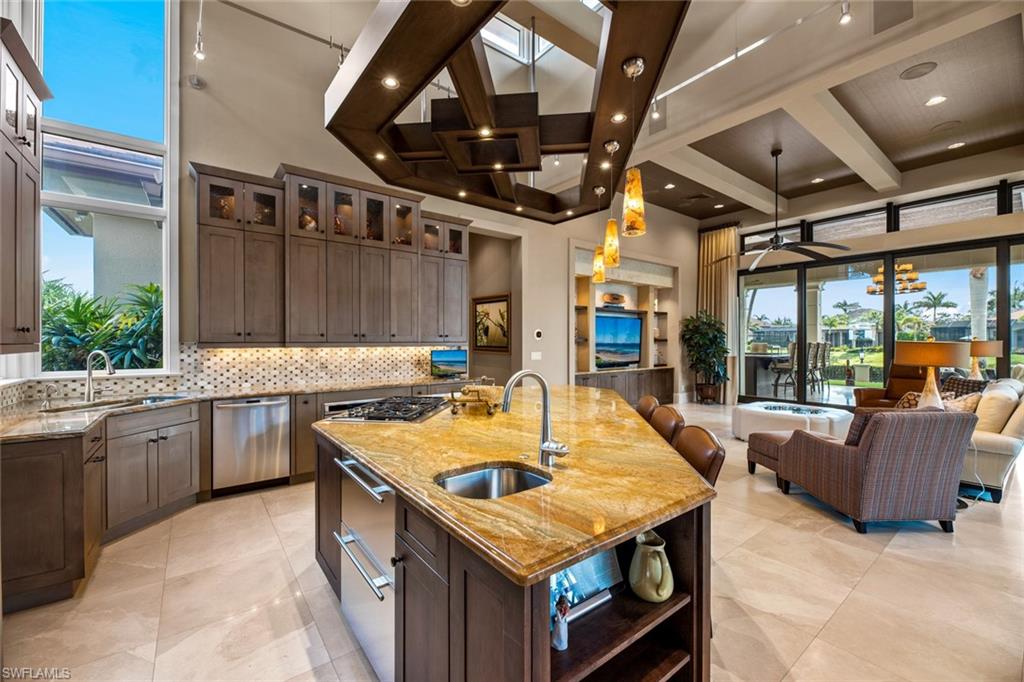 QUAIL WEST - Residential