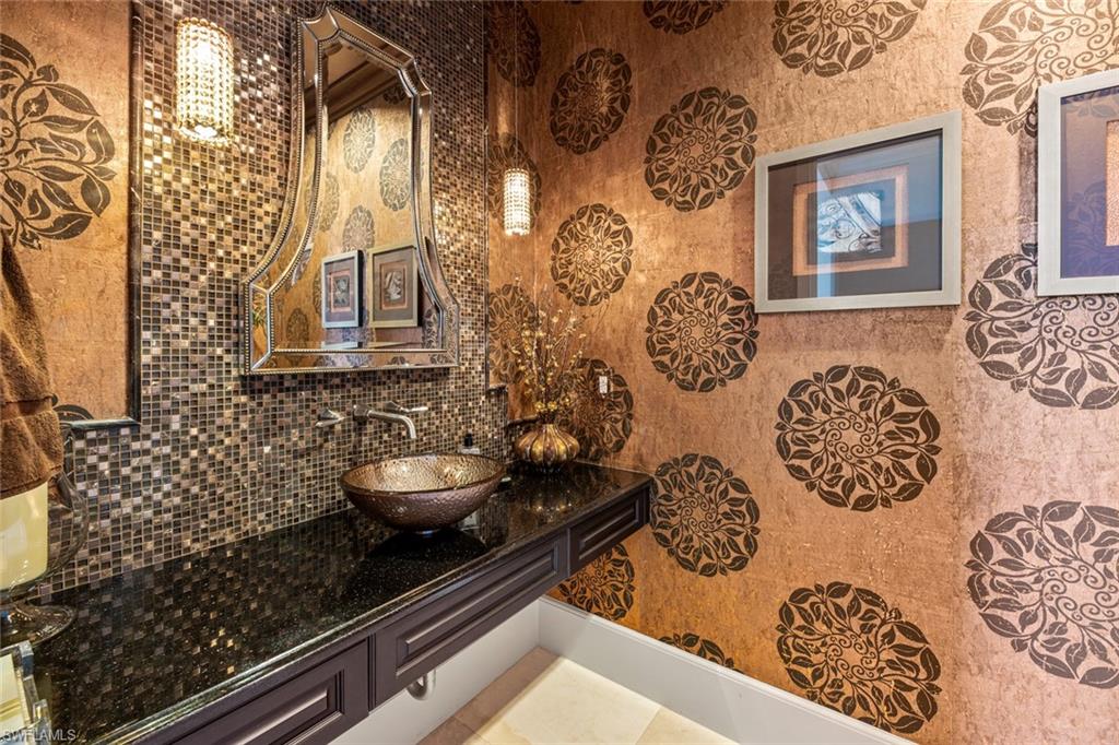 QUAIL WEST - Residential