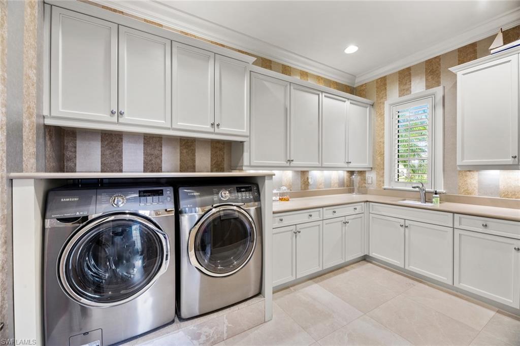 QUAIL WEST - Residential