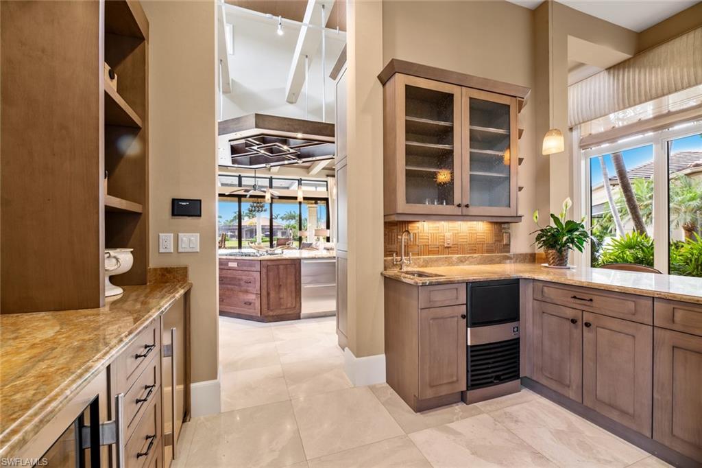 QUAIL WEST - Residential