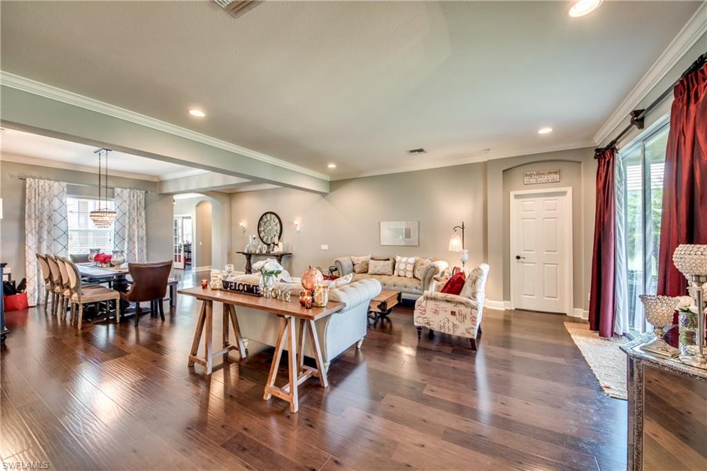 SANDOVAL - Residential