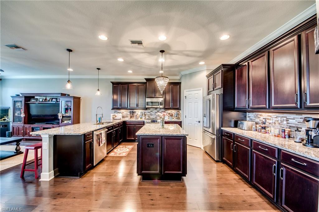 SANDOVAL - Residential