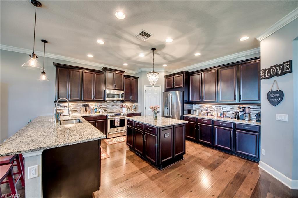 SANDOVAL - Residential