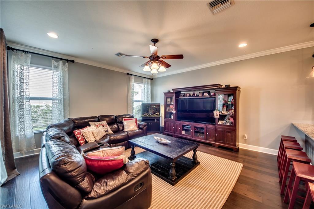 SANDOVAL - Residential