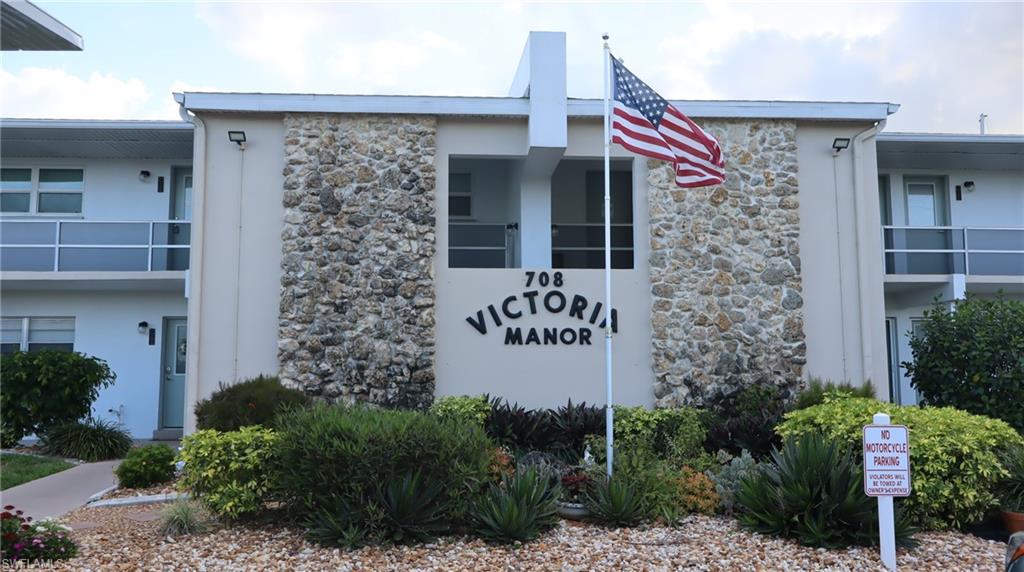 VICTORIA MANOR CONDO - Residential