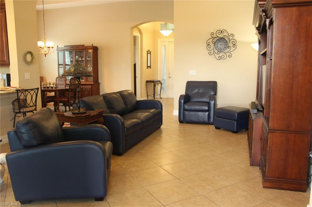 FAIRWAY COVE - Residential