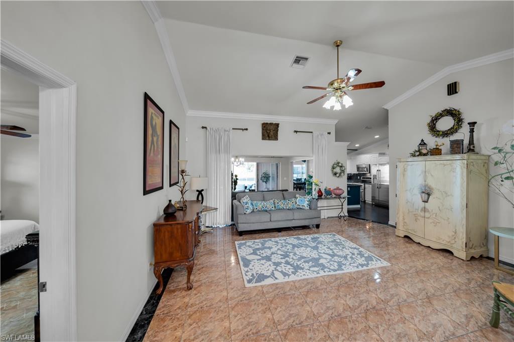 CAPE CORAL - Residential Lease