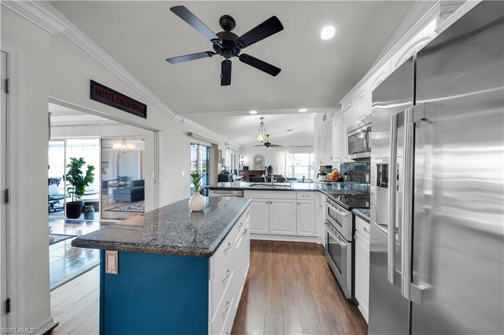 CAPE CORAL - Residential Lease