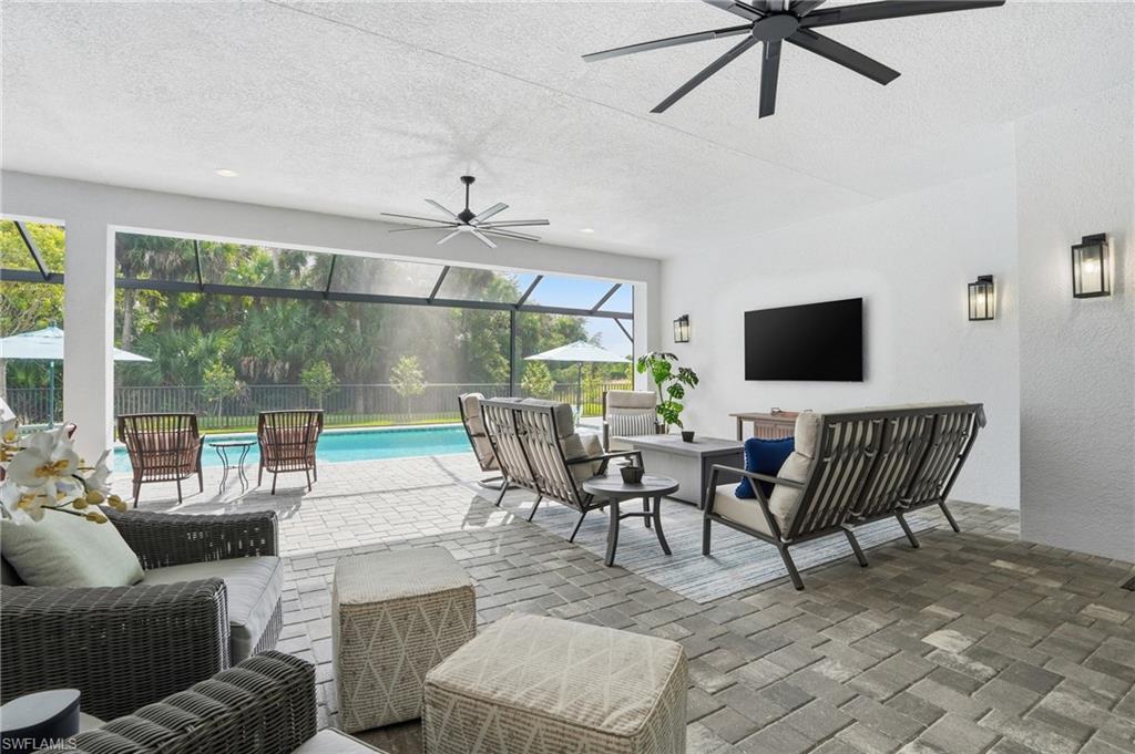 VALENCIA TRAILS - Residential