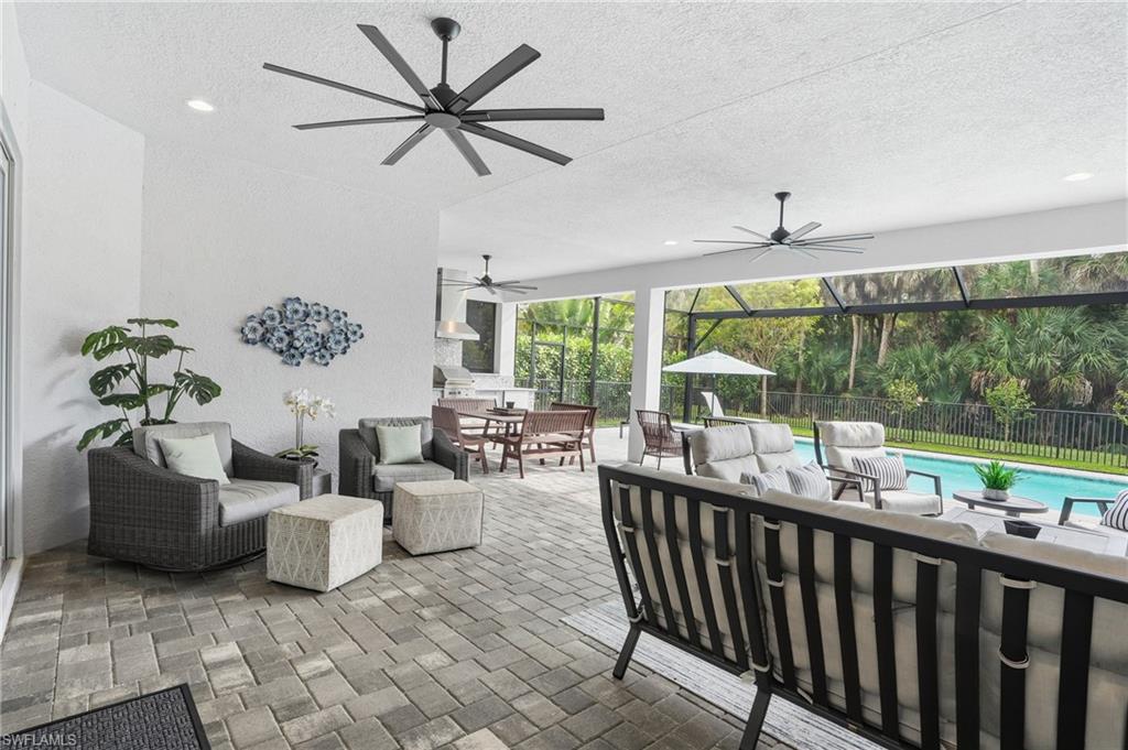 VALENCIA TRAILS - Residential