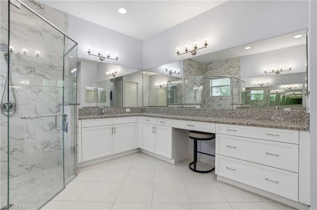 VALENCIA TRAILS - Residential