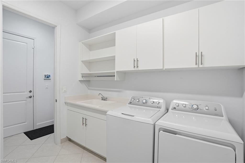 VALENCIA TRAILS - Residential