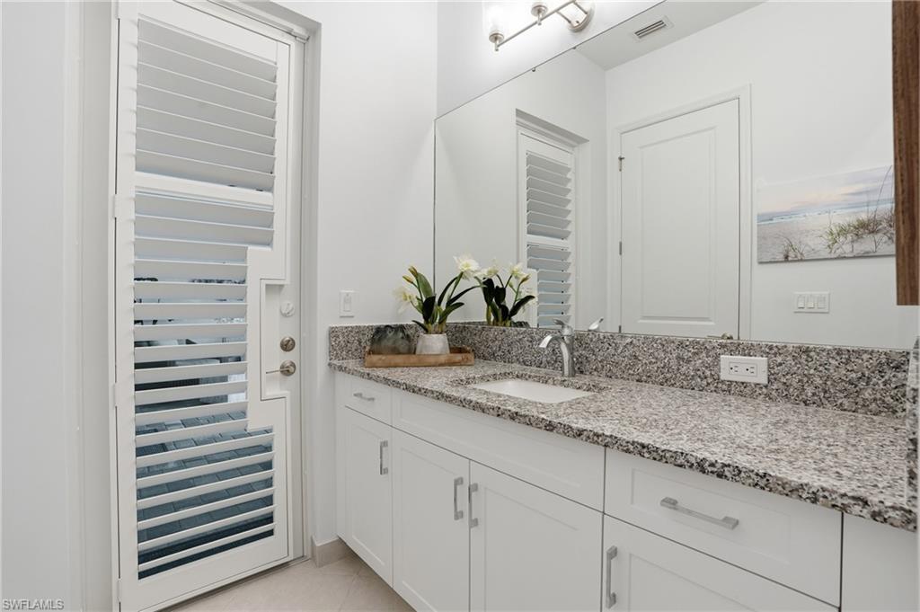 VALENCIA TRAILS - Residential