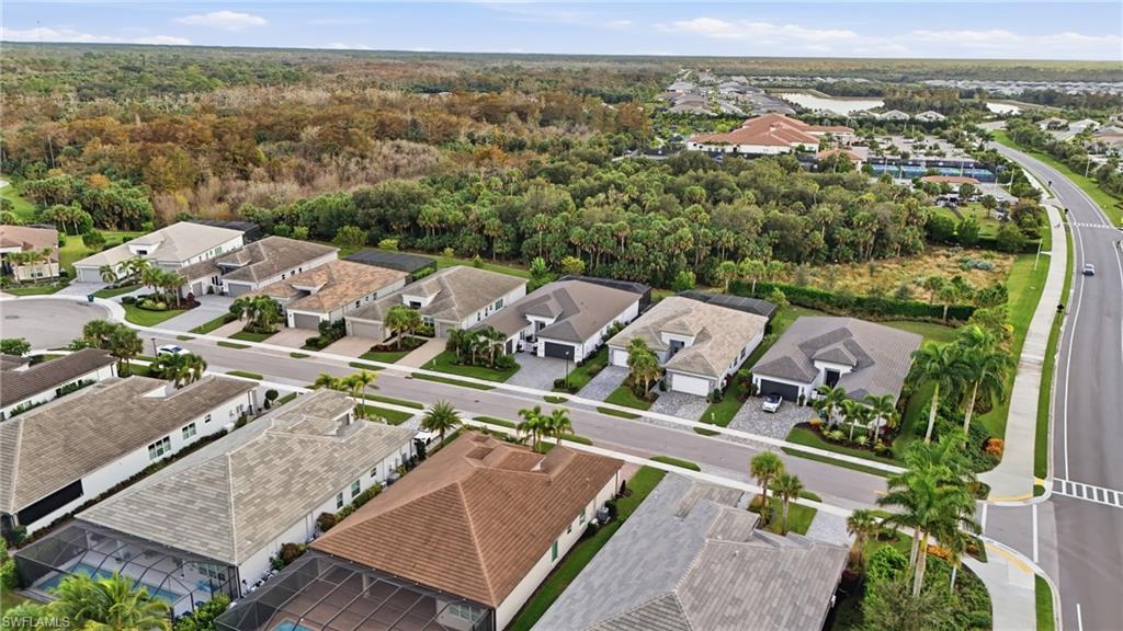 VALENCIA TRAILS - Residential