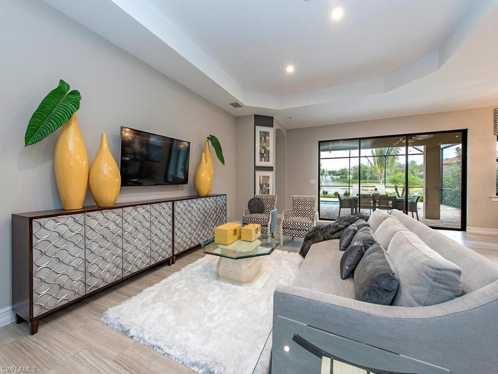 TUSCANY POINTE - Residential