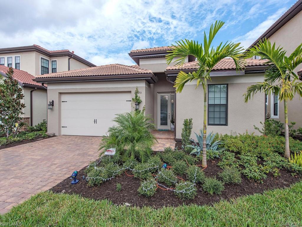 TUSCANY POINTE - Residential