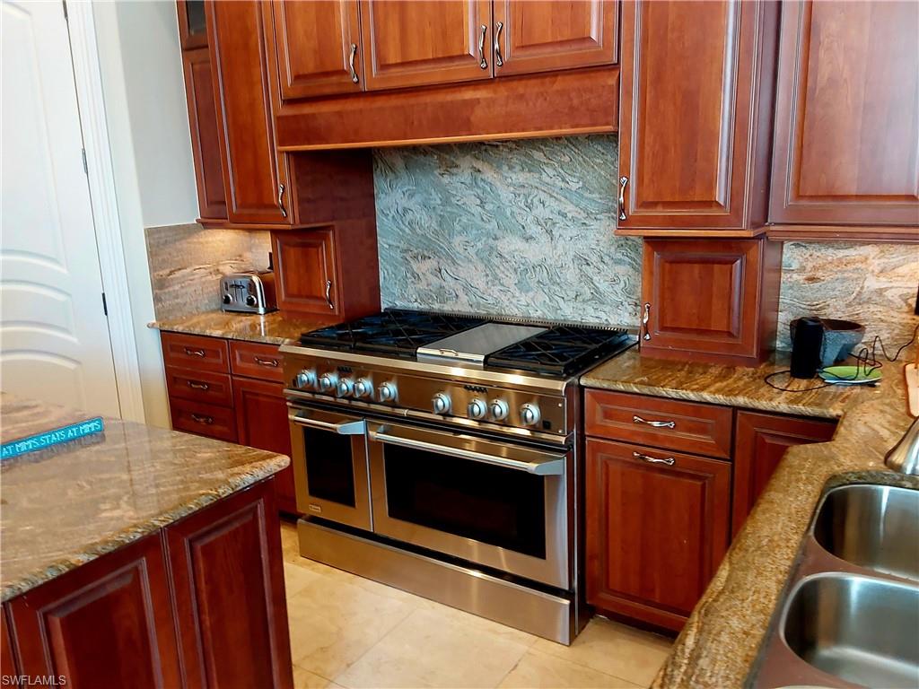 INTRACOASTAL HARBOUR - Residential