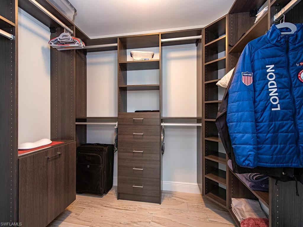 FAIRWAYS - Residential